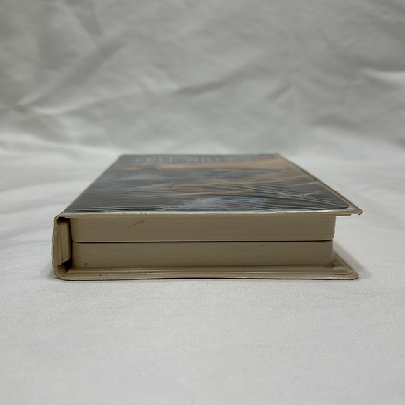 Free Willy 2, VHS - Picture 8 of 11